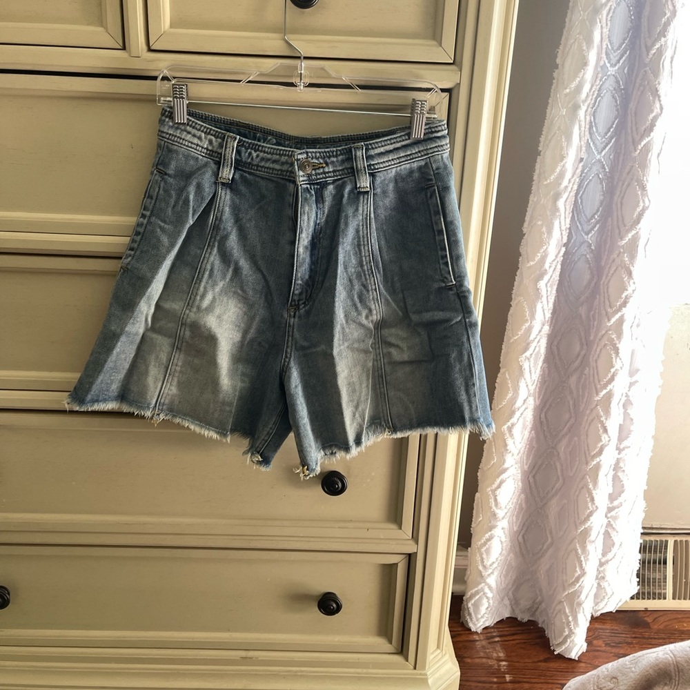 Free people short